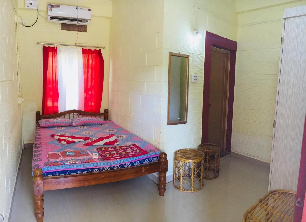 Hari Om Hotel Gokarna  Exterior photo